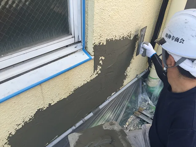 外壁改修工事の施工写真3